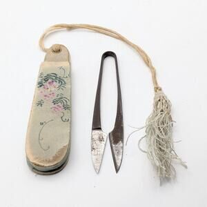 Japanese Thread Snips Embroidery Scissors Fabric Sheath Tassel Sewing READ